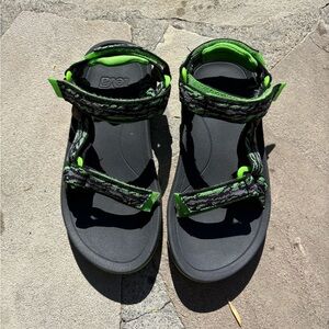 Teva Kids Hurricane XLT 2 Size 1